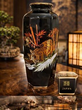 Black Tiger Motif Ceramic Vase -